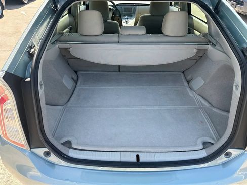 Used 2012 Toyota Prius Three FWD image 12