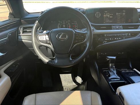 Used 2019 Lexus ES 350 w/ Premium Package image 7