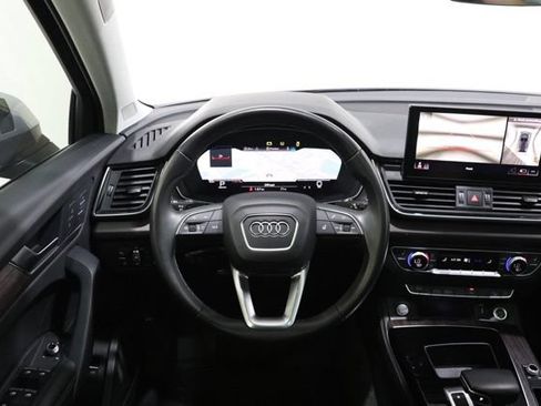 Used 2022 Audi Q5 2.0T Premium Plus w/ Premium Plus Package AWD/4WD image 15