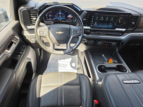 Used 2025 Chevrolet Silverado 2500 High Country image 32