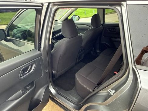 Used 2024 Nissan Rogue S AWD/4WD image 22