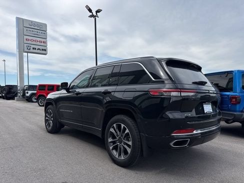 Used 2023 Jeep Grand Cherokee Overland w/ Adv Protech Group III AWD/4WD image 5