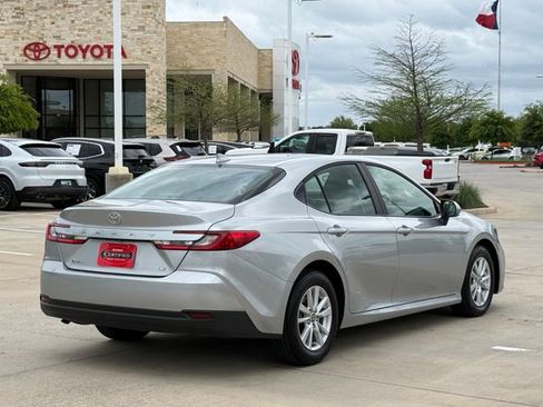 Used 2026 Toyota Camry LE FWD image 4