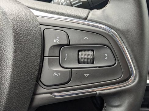 Used 2025 Buick Encore GX Sport Touring w/ Comfort Package FWD image 29