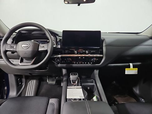 New 2026 Nissan Pathfinder SV image 17