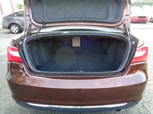 Used 2012 Chrysler 200 Limited FWD image 22