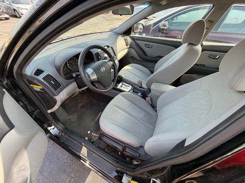 Used 2010 Hyundai Elantra GLS FWD image 5