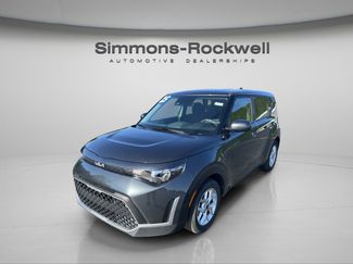 Used 2025 Kia Soul LX w/ LX Technology Package FWD video 1