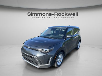 Used 2025 Kia Soul LX w/ LX Technology Package