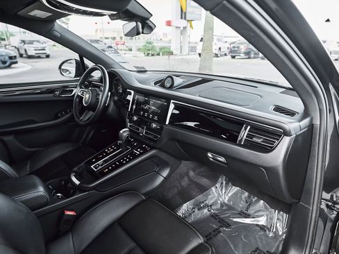 Used 2022 Porsche Macan S AWD/4WD image 26