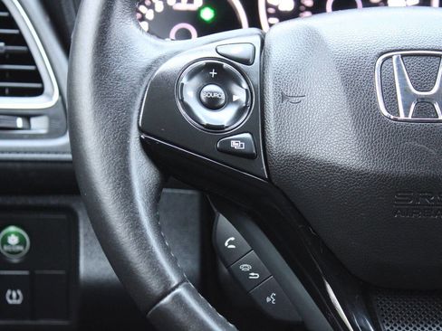 Used 2018 Honda HR-V EX-L image 38