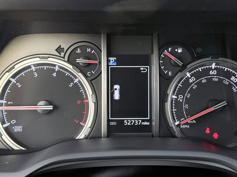 Used 2024 Toyota 4Runner TRD Off-Road Premium image 36