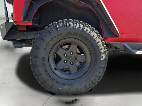 Used 2017 Jeep Wrangler Unlimited Sport w/ Quick Order Package 24S AWD/4WD image 31