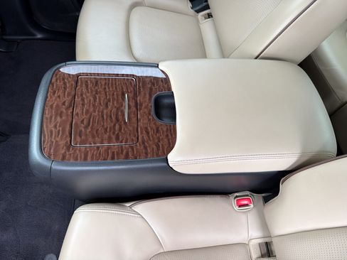 Used 2020 Nissan Armada SL w/ Premium Package RWD image 34