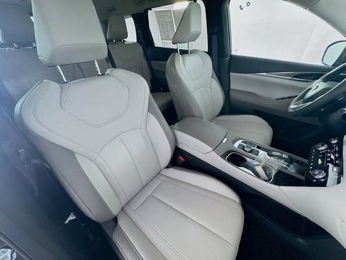 Used 2026 INFINITI QX60 Luxe w/ Cargo Package FWD image 31