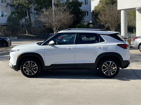 Certified 2025 Chevrolet TrailBlazer LT image 3