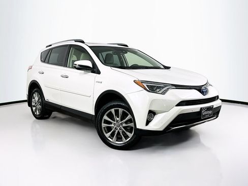 Used 2018 Toyota RAV4 Limited w/ Protection Package AWD/4WD image 2