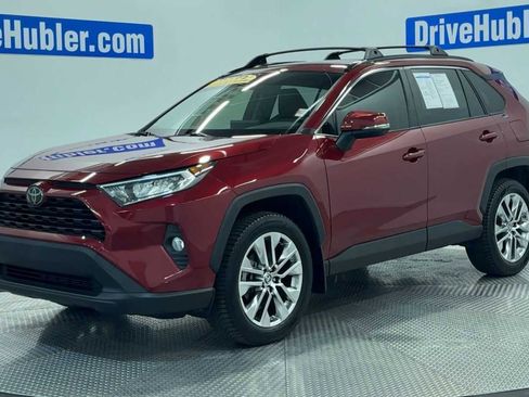 Used 2020 Toyota RAV4 XLE Premium image 41