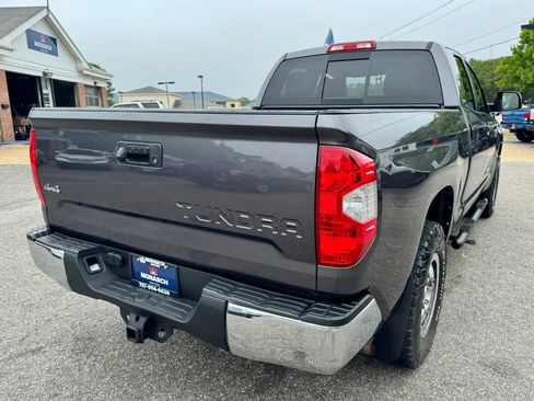 Used 2018 Toyota Tundra SR5 AWD/4WD image 5