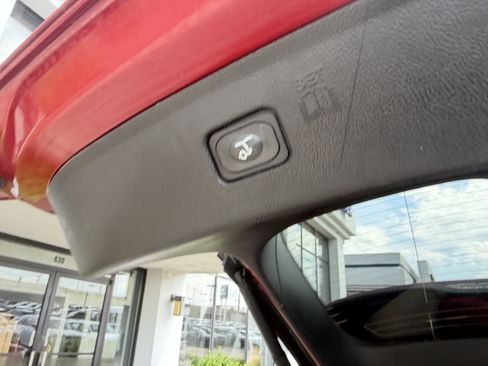 Used 2023 Ford Edge ST AWD/4WD image 14