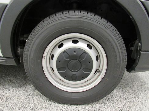 Used 2020 Ford Transit 150 Low Roof RWD image 13