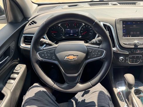 Used 2022 Chevrolet Equinox LT image 18