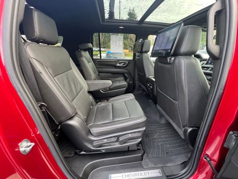 Used 2021 Chevrolet Suburban Z71 w/ Rear Media and Nav Package image 19