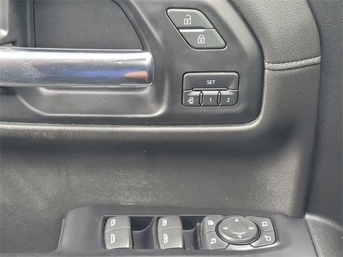 Used 2019 Chevrolet Silverado 1500 LTZ w/ Technology Package image 32