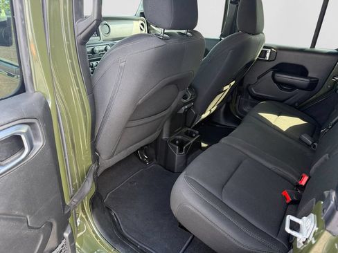 Used 2021 Jeep Wrangler Unlimited Sport AWD/4WD image 9