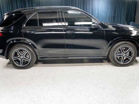 Certified 2026 Mercedes-Benz GLE 450 4MATIC image 4