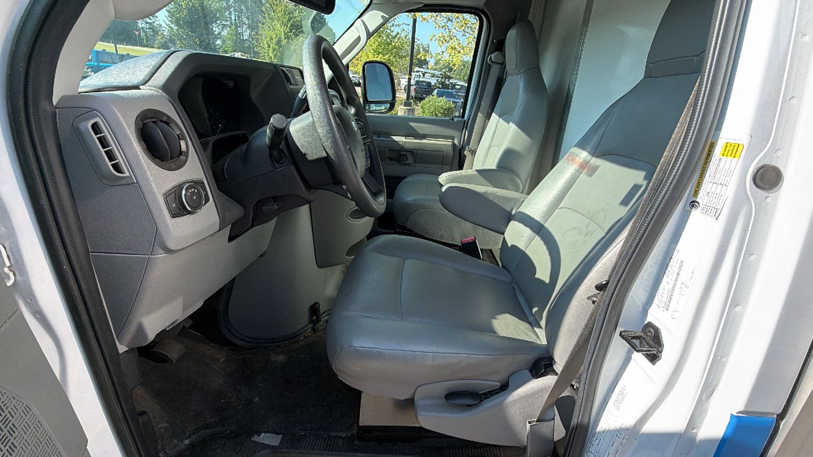 Used 2023 Ford E-350 and Econoline 350 Super Duty w/ Driver's Safety Package RWD image 18