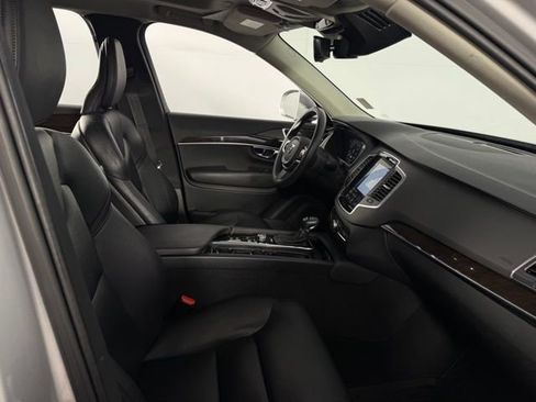 Used 2019 Volvo XC90 T6 Momentum w/ Protection Package Premier image 15