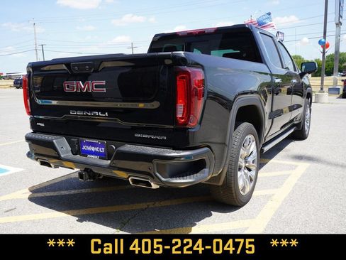 Used 2025 GMC Sierra 1500 Denali w/ Denali Reserve Package AWD/4WD image 11