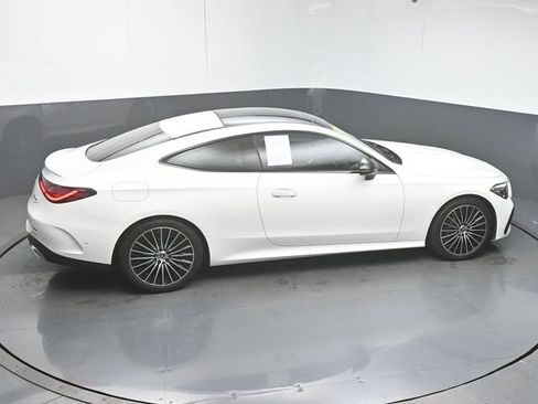 Used 2024 Mercedes-Benz CLE 300 4MATIC Coupe image 44