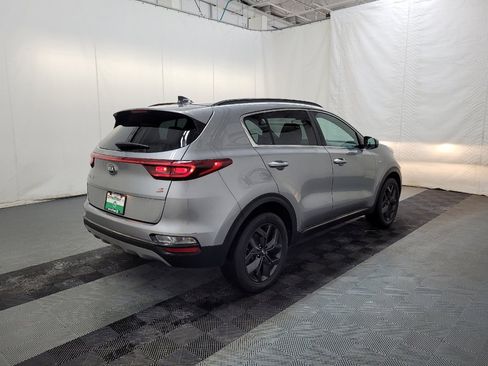 Used 2020 Kia Sportage S w/ S Sunroof Package image 9