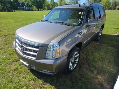 Used 2013 Cadillac Escalade Platinum