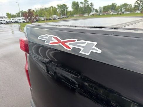 Used 2020 Chevrolet Silverado 1500 LT w/ True North Edition AWD/4WD image 7