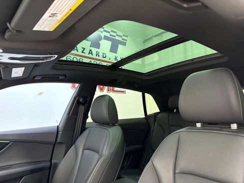 Used 2025 Audi Q8 Premium Plus image 21