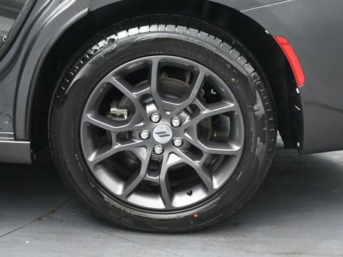 Used 2018 Dodge Charger GT image 30