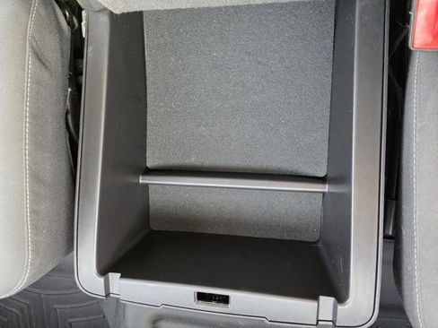 Used 2018 Chevrolet Silverado 1500 LT w/ All Star Edition image 30