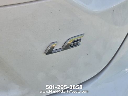 Used 2025 Toyota Corolla LE FWD image 9