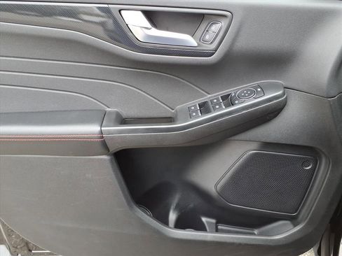 Used 2025 Ford Escape ST-Line image 15