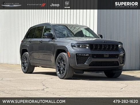 New 2026 Jeep Grand Cherokee Summit AWD/4WD image 1