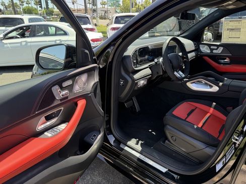 New 2025 Mercedes-Benz GLE 53 AMG 4MATIC image 12