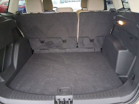 Certified 2018 Ford Escape SE image 25