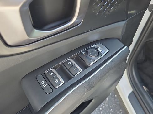 New 2026 Kia Sorento LX FWD image 19