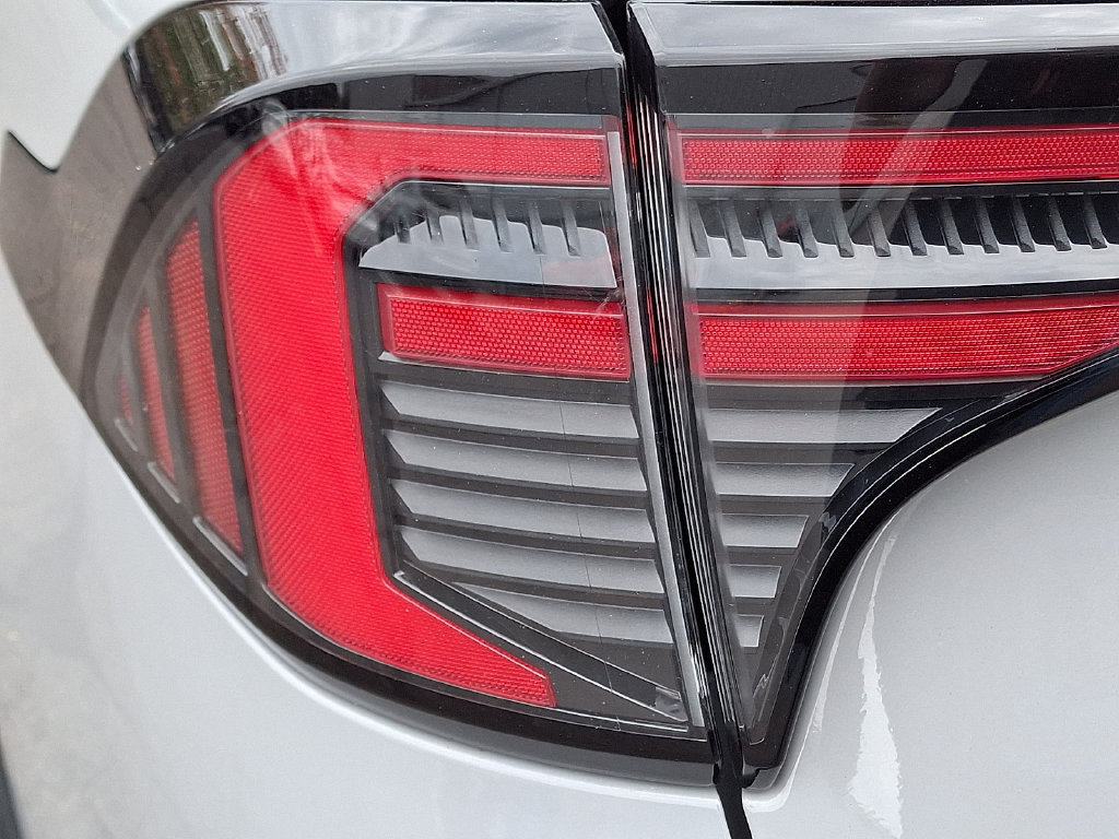 Certified 2026 Kia Sportage EX FWD image 10
