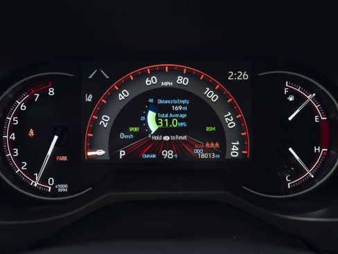 Used 2025 Toyota RAV4 XLE FWD image 22
