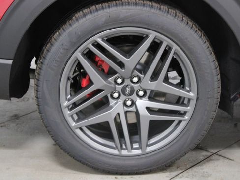 New 2026 Ford Explorer ST-Line image 12