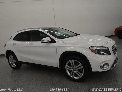 Used 2018 Mercedes-Benz GLA 250 4MATIC w/ Premium Package image 8